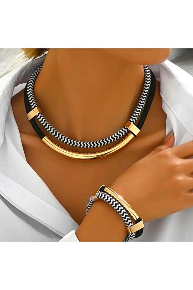 Elara: Zigzag Fabric Gold Detailed Necklace & Bracelet Set