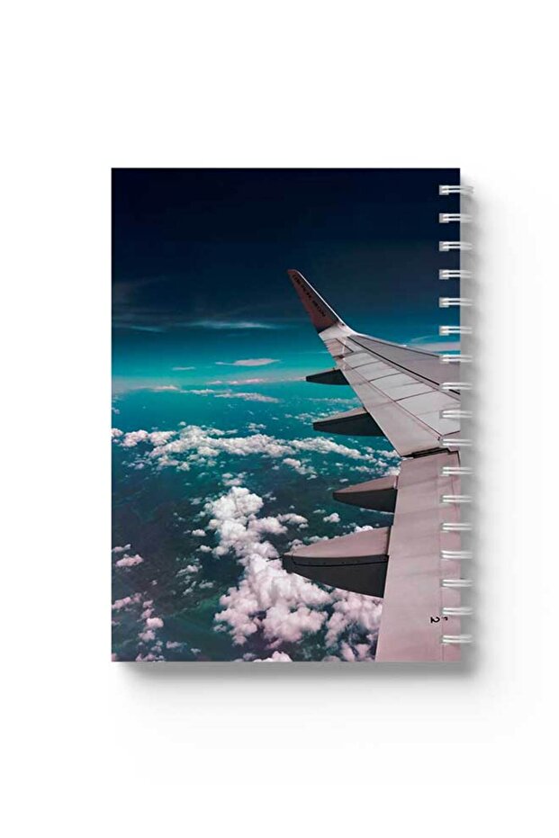 دفتر ملاحظات حلزوني مع غلافين أمامي وخلفي صلبين بتصميم نافذة