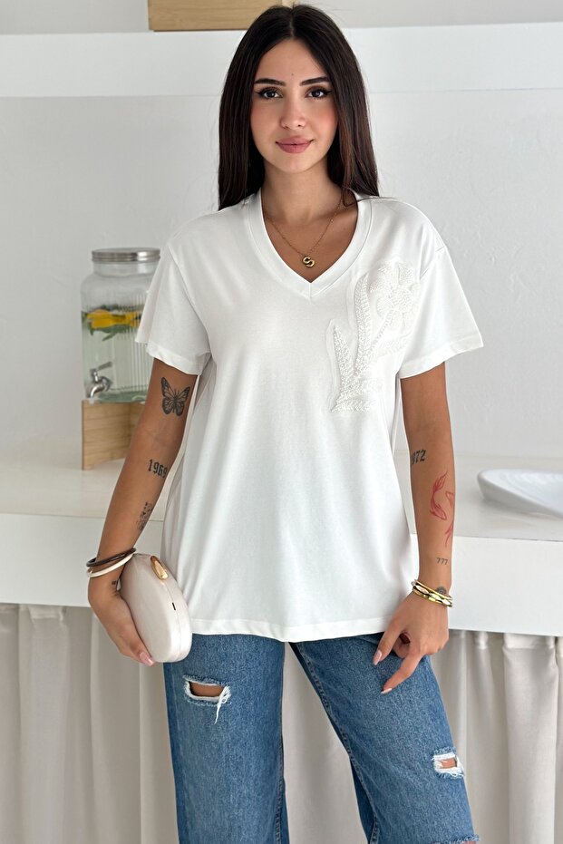 Women's White V-Neck Flower Pattern Sequins and Beads Embroidered 100% Cotton T-Shirt