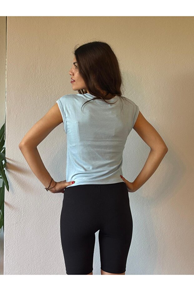 بلوزة بخياطة راعي بحزام سميك - 4