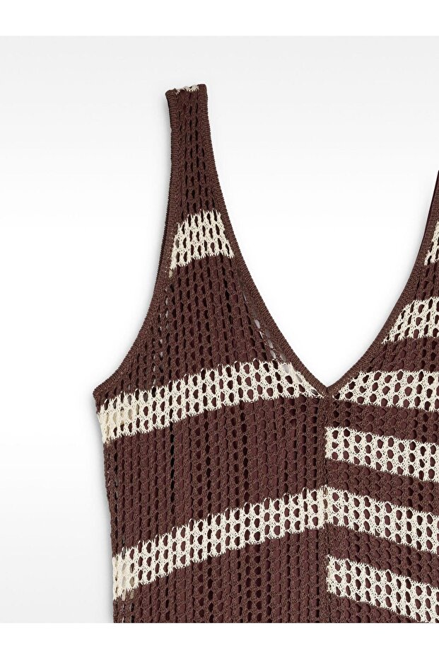 Püsküllü Çizgili Örme Elbise - 5