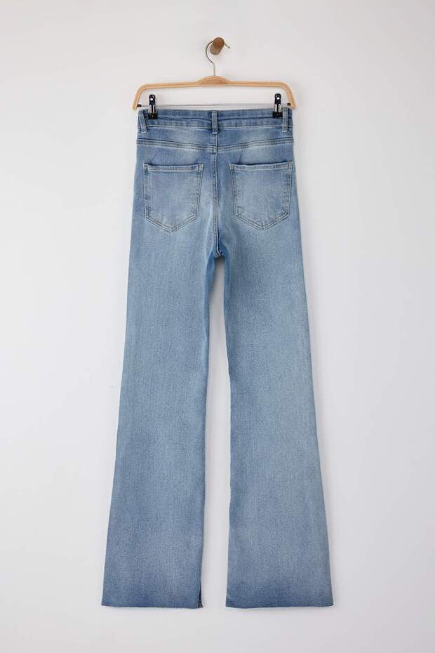 Mavi Yırtmaç Detaylı Yüksek Bel Comfort/Esnek Flare İspanyol Paça Jeans TWOAW26JE00022 - 7