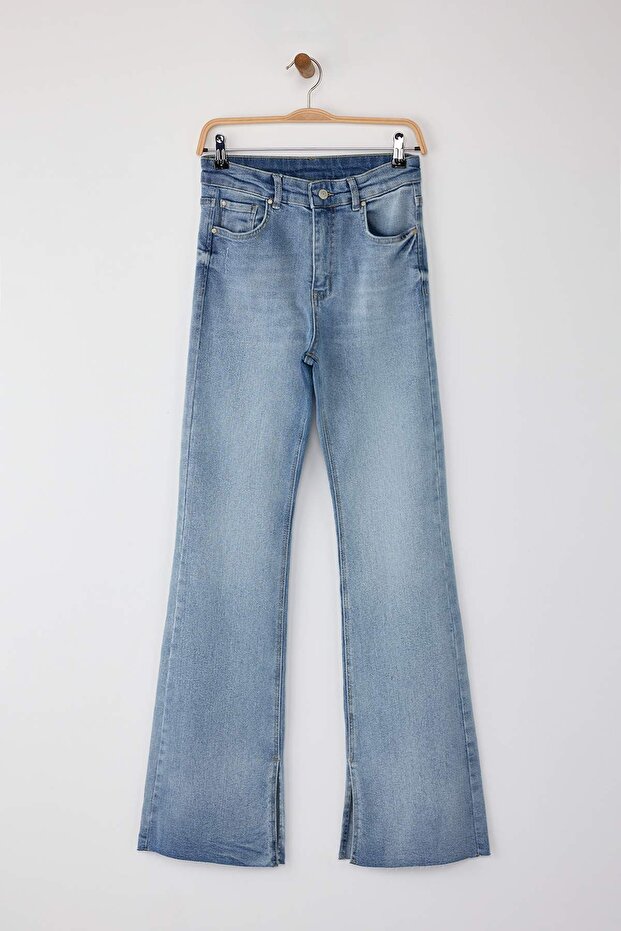 Mavi Yırtmaç Detaylı Yüksek Bel Comfort/Esnek Flare İspanyol Paça Jeans TWOAW26JE00022 - 5