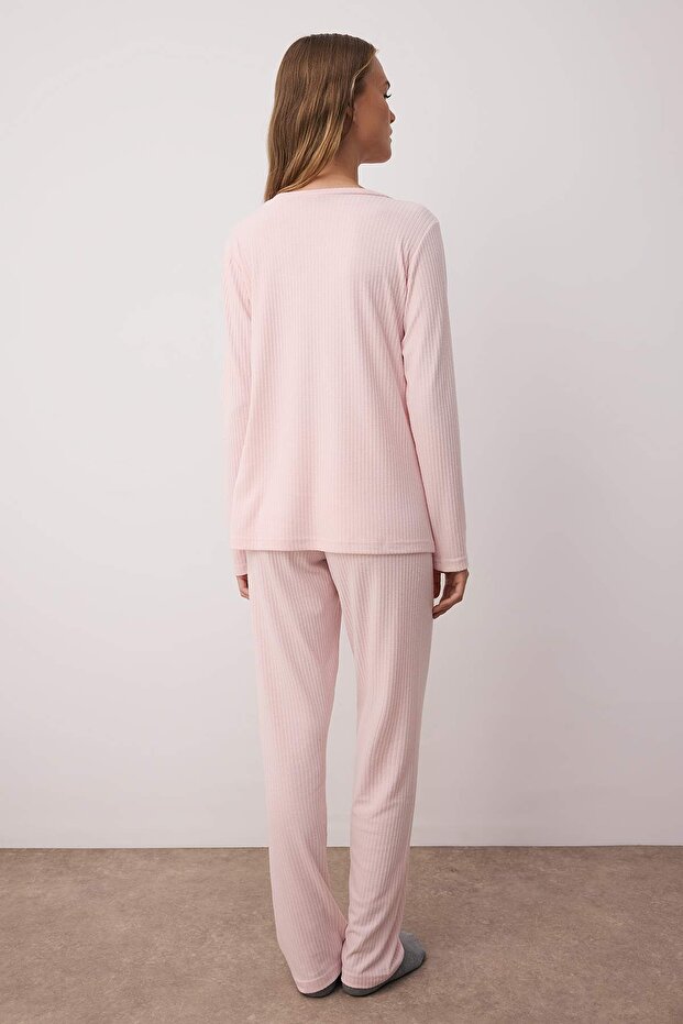 Pembe V Yaka Yumuşak Tuşe Fırçalı Kışlık Fitilli Örme Pijama Takımı THMAW26PT00074 - 4