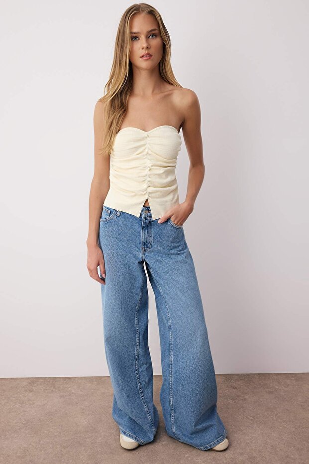 Ekru İnci İşlemeli Straplez Vücudu Saran/Fitted Triko Bluz TWOSS25BZ00596 - 4