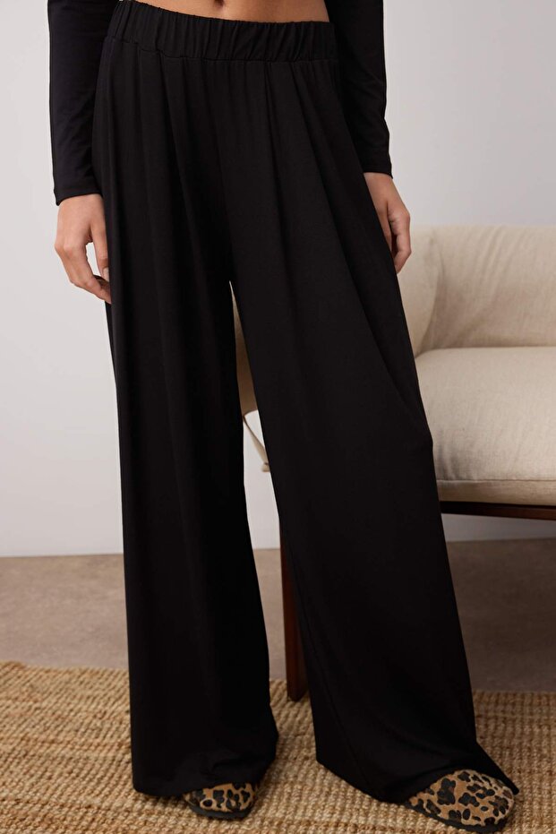 Siyah Viskon Örme Pijama Takımı TWOAW21AU0034 - 3