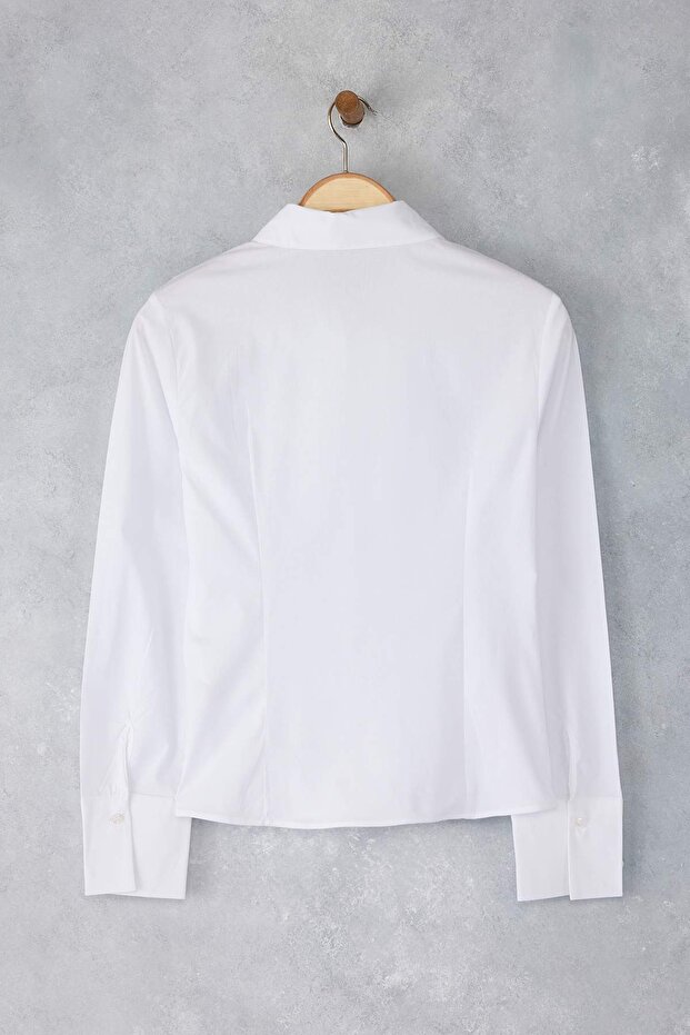Wardrobe Essentials Beyaz Hafif Bele Oturan Pamuklu Dokuma Gömlek TWOAW26GO00022 - 6