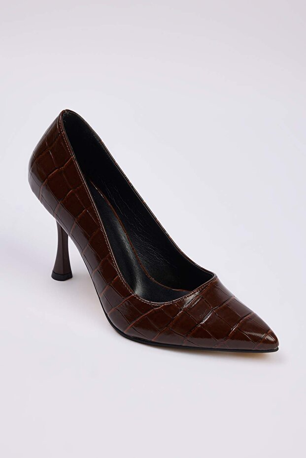 Açık Kahverengi Kroko Desenli Sivri Burun Kadın 9 cm İnce Topuklu Stiletto AyakkabıTAKAW26TO00001 - 3