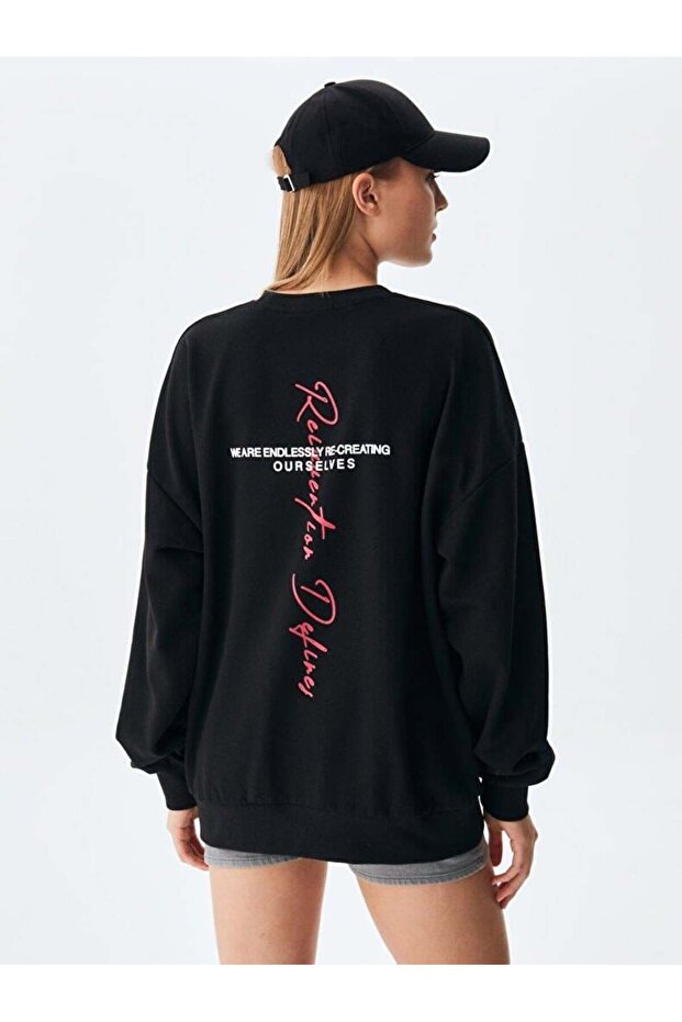 SECEPE Kadın oversize Arkası baskılı Sweatshırt - 2