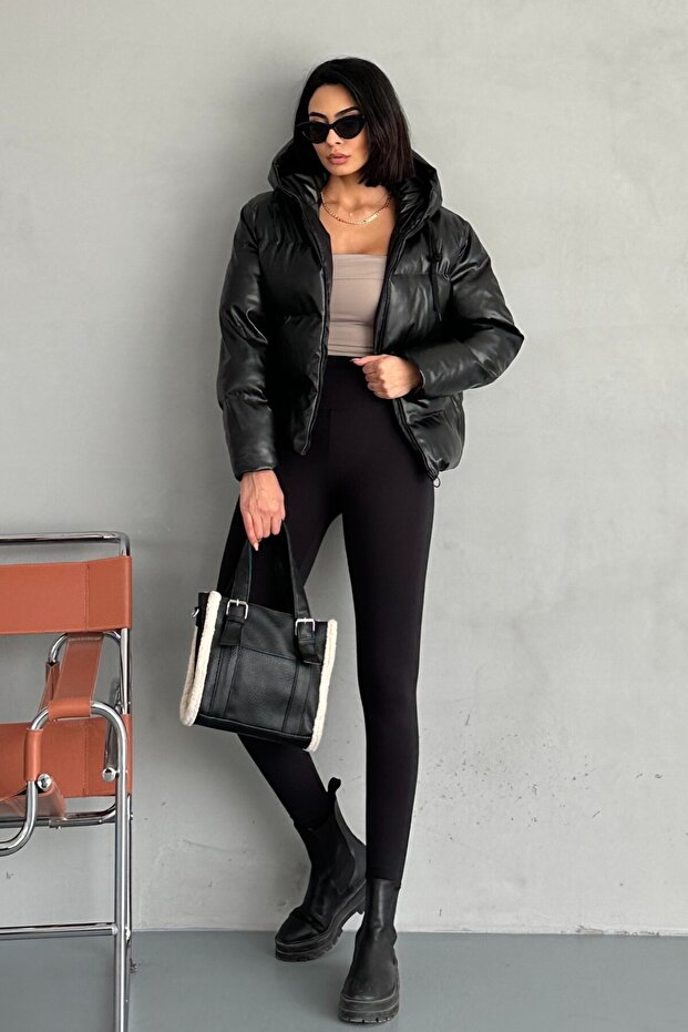 Női fekete bőr kapucnis kabát - túlméretezett - 5