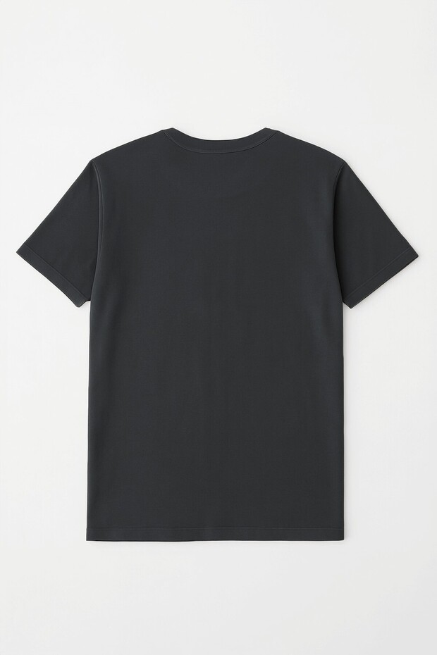 تي شيرت رجالي أساسي مصنوع من القطن بنسبة 100% - 4