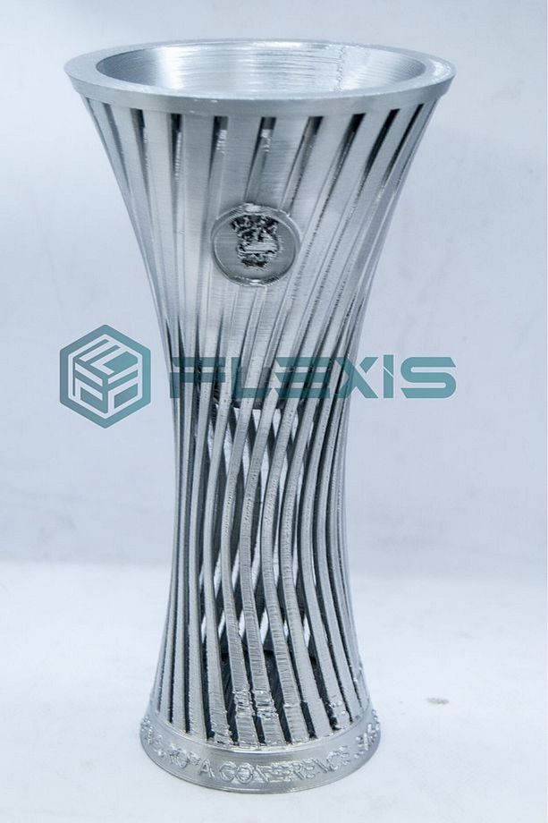 UEFA Avrupa Ligi & Konferans Ligi 3D Maket Seti (15 cm) + Şampiyonlar Ligi Logolu Anahtarlık Hediye - 5