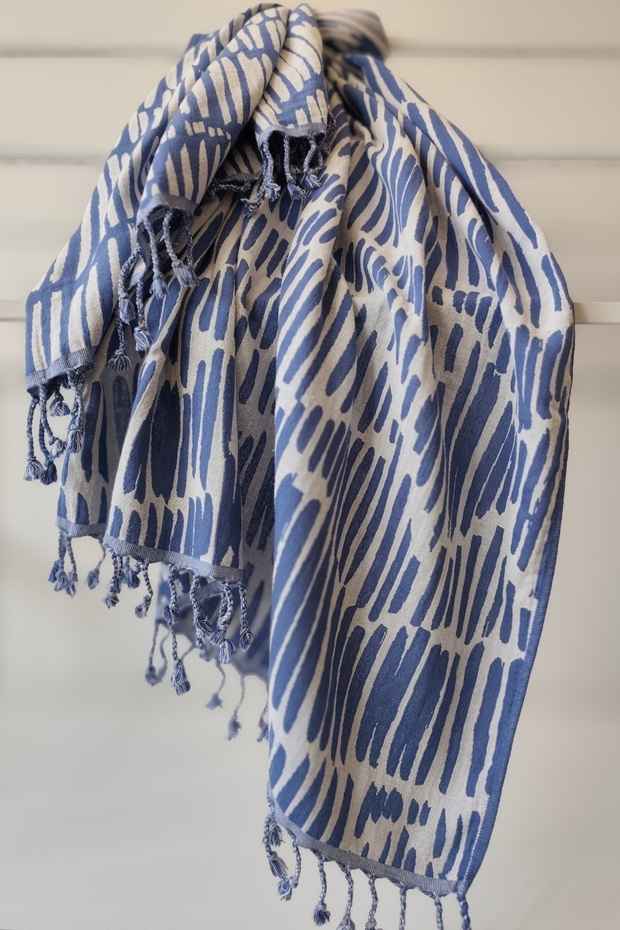 100% Cotton Indigo Blue Jacquard Muslin Peshtemal - Lightweight Beach Towel - 90X170 cm