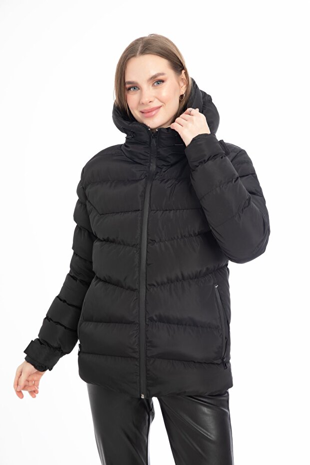 Women's Black Hooded Lined Waterproof Wind Resistant Fiber Filled Puffer Jacket Coat Parka