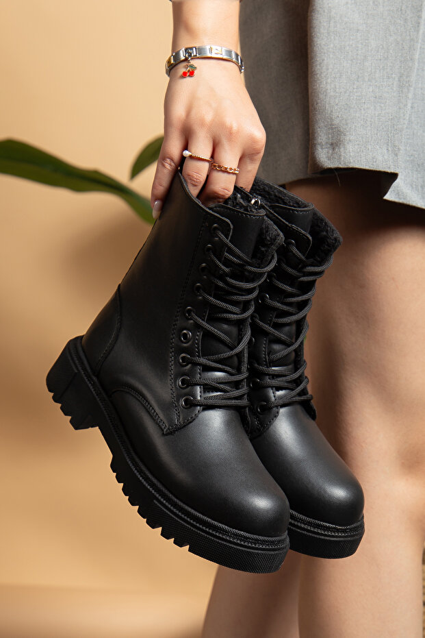 Women's Black Fur Lined Non-Slip Rubber Sole Guaranteed Winter Boots