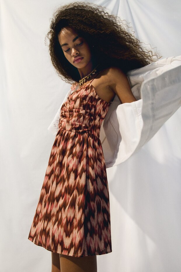 Baskılı ve Askılı Elbise - 1