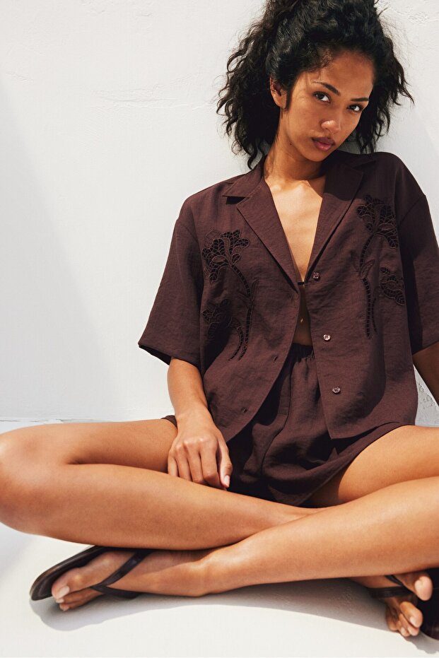 Nakış İşlemeli Gömlek - 1