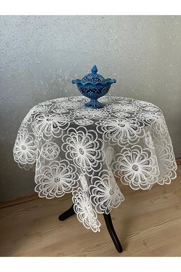 Fiskos Tablecloth Tulle Laced Dowry Holder