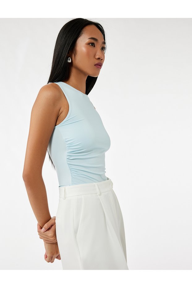 Slim Fit Crew Neck Draped Sleeveless T-Shirt