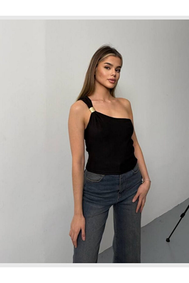 Women's One Shoulder Buckle Detailed Crop Blouse