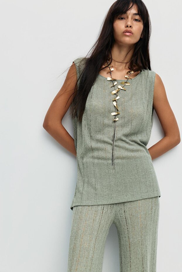 Delikli örgü top - 1