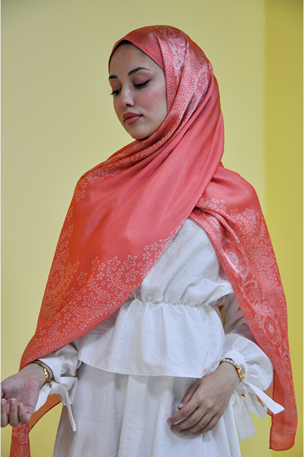 Lalezar Pattern Janjan Silk Shawl - 1