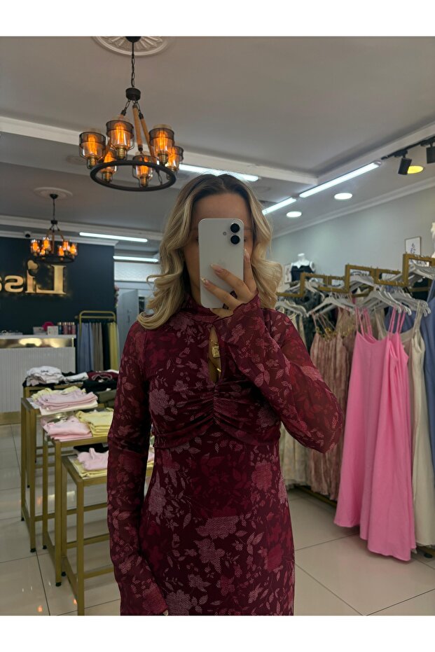 فستان تول متوسط الطول بنقشة زهور