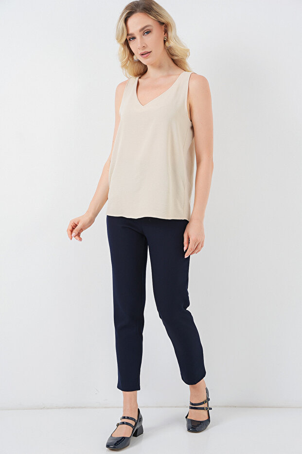 V Yaka Sıfır Kol Bluz 950 - Ekru - 2