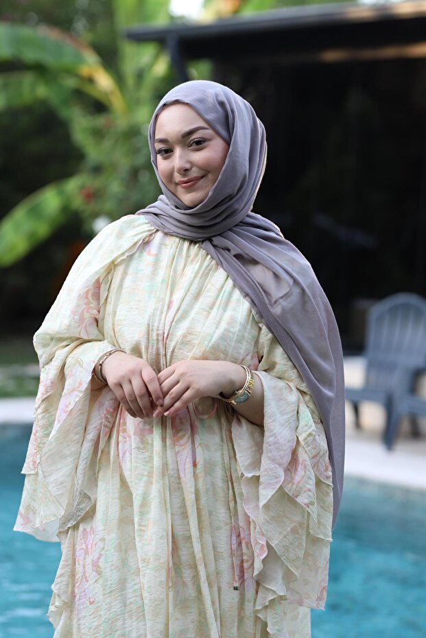 سلسلة دبي شال رمادي فاتح