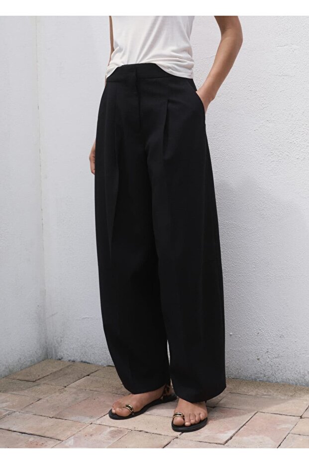 Pleated Wide Leg Pants