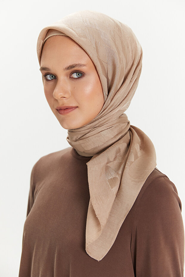 Oval Figürlü Eşarp - 1