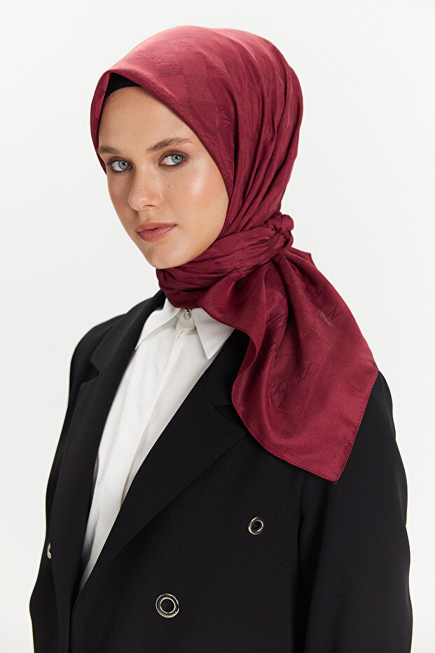 Dama Desenli Logolu Eşarp - 2