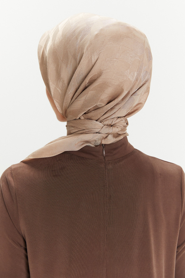 Oval Figürlü Eşarp - 4