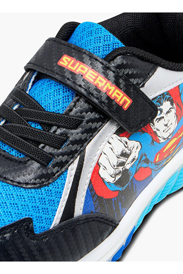 حذاء رياضي مطبوع ومضيء مع قفل بخطاف وحلقة - 5