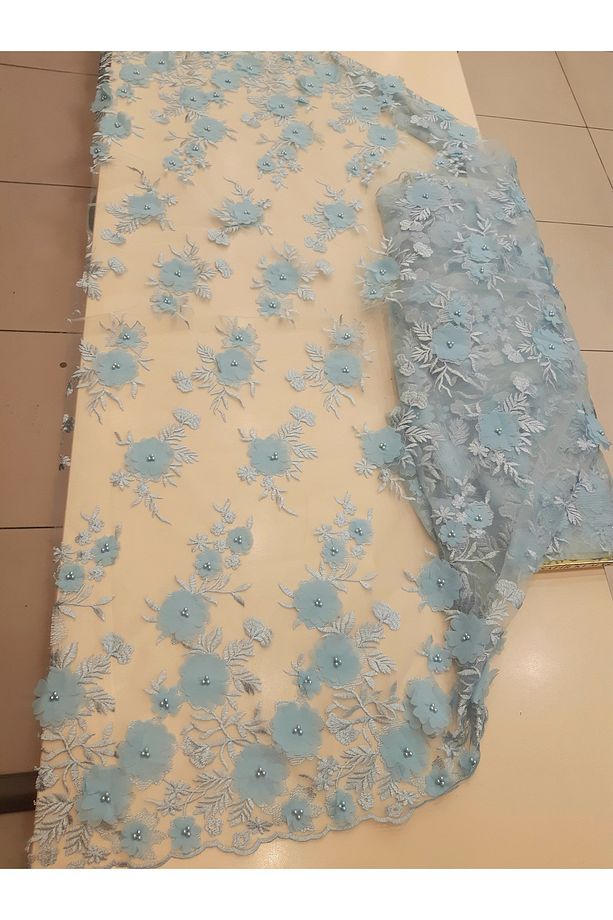 3 Boyutlu Çiçekli ve İşlemeli Gökyüzü Mavisi Dantel 3 Metre (Astar Dahil) - 1