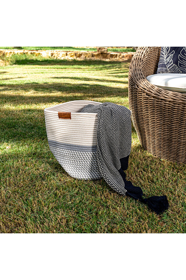 سلة منسوجة - 1