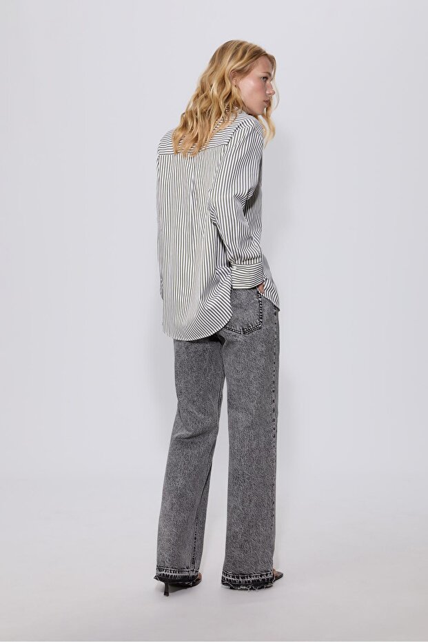 Çizgili poplin kumaşlı, cepli basic gömlek - 5