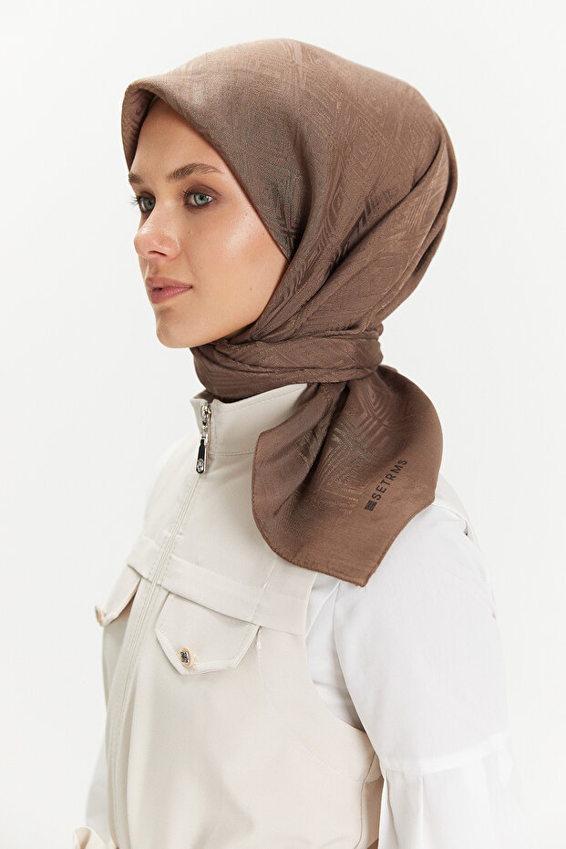 Geometrik Tasarımlı Eşarp - 1