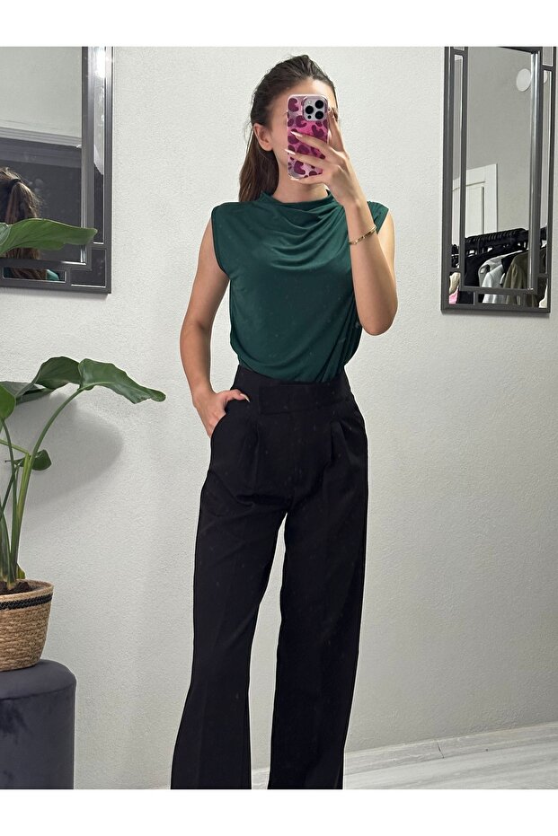 Kadın Dik Yaka Drapeli Bluz - 1