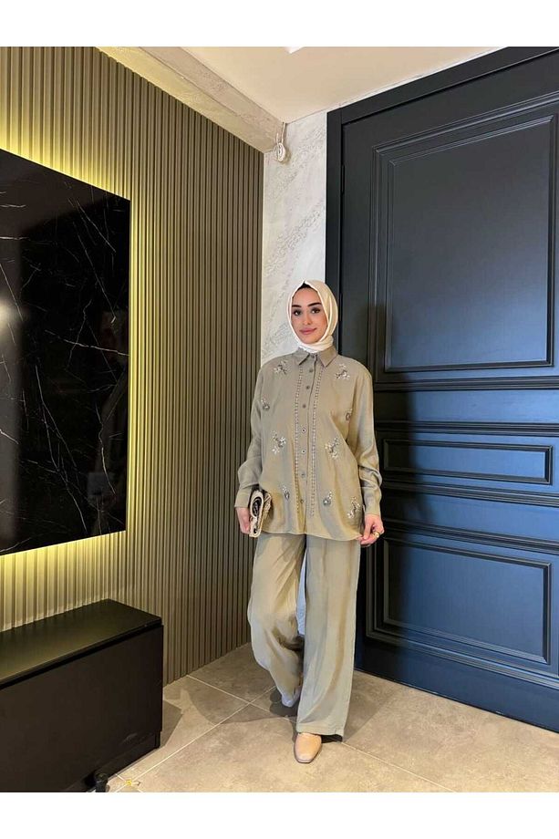 TAŞ İŞLEMELİ İPEK DOKULU TAKIM - 1