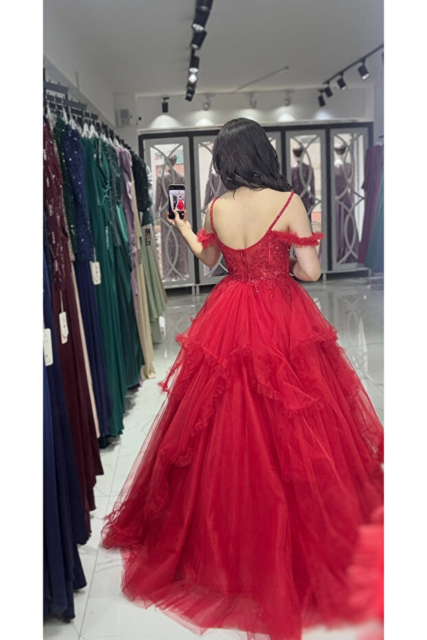 Kabarık Prenses Abiye - 4