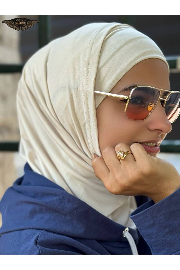 حجاب من قطعتين من قماش ساندي