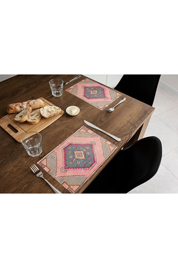 مفرش طاولة منقوش مناسب للاستخدام اليومي - 1