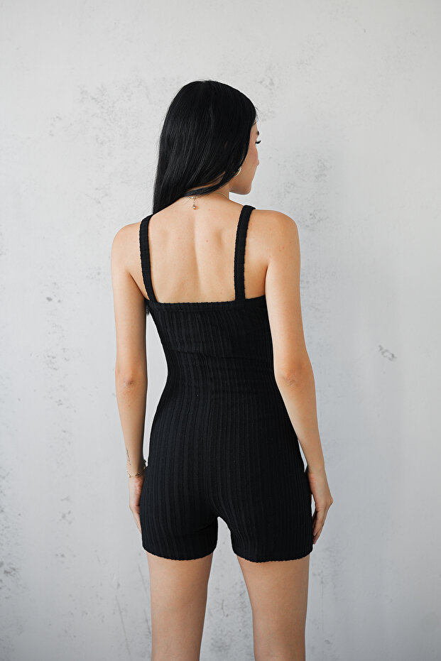Hanging Buttoned Jumpsuit / Soft Textured Fabric - 4