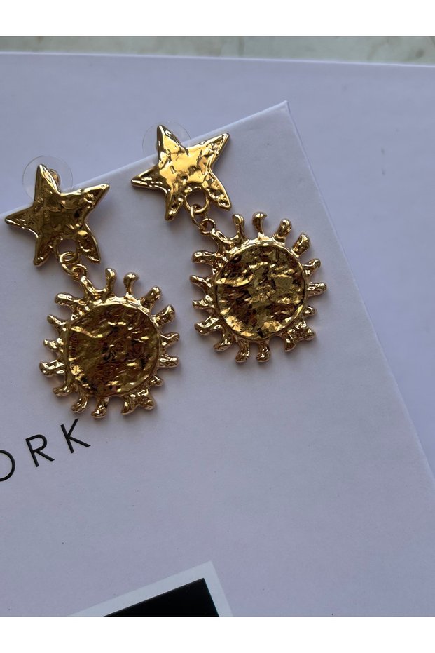 Star and Sun Themed Zr Model Golden Yellow Earrings