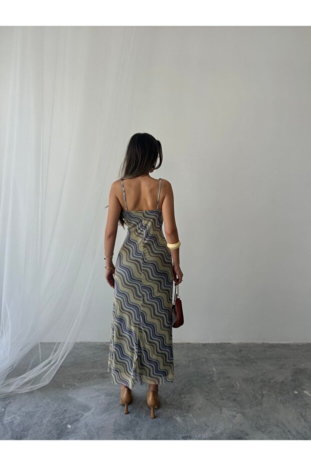 Desenli Degaje Yaka Asansör Askılı Astarlı Tül Elbise - 3