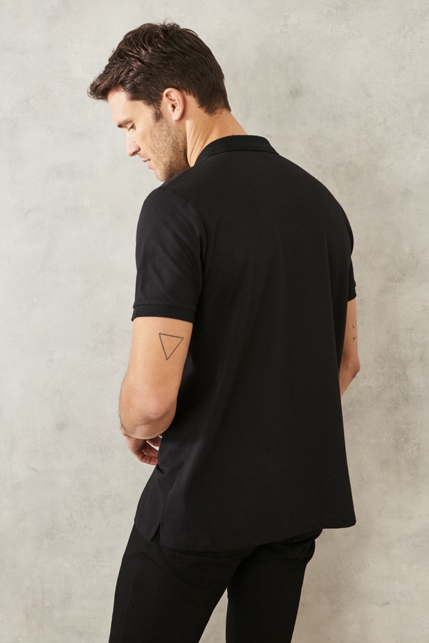 Erkek Çekmeyen Pamuklu Kumaş Slim Fit Dar Kesim Simsiyah Kıvrılmaz Polo Yaka T-shirt - 9