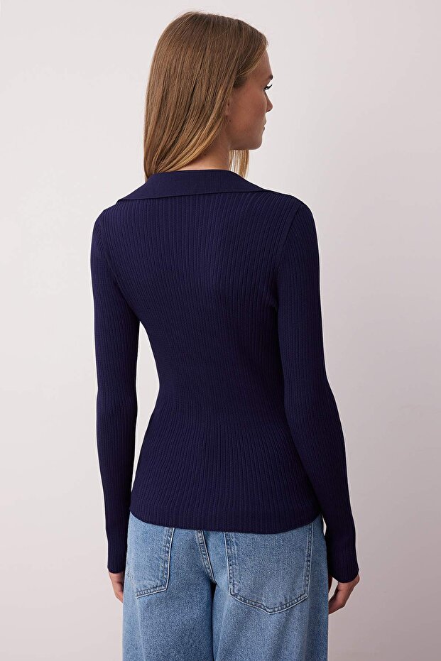 Wardrobe Essentials Lacivert Fitted/Vücuda Oturan Merserize Görünümlü Triko Hırka TWOAW26HI00113 - 4