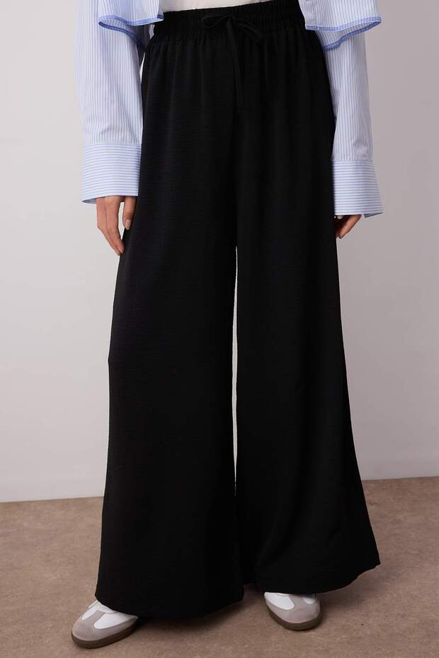 Siyah Bol Paça Dokuma Pantolon TCTSS22PL0240 - 3