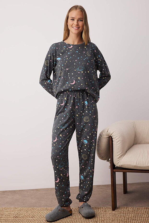 Antrasit %100 Pamuklu Galaksi Desenli Örme Pijama Takımı THMAW21PT0794 - 1